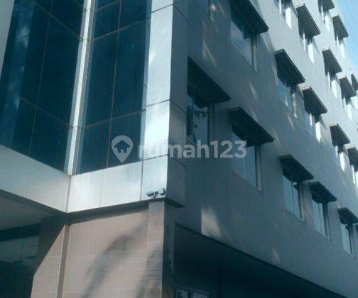 Gedung Kantor Brand New di Jalan Raden Saleh Cikini Jakarta Pusat 2