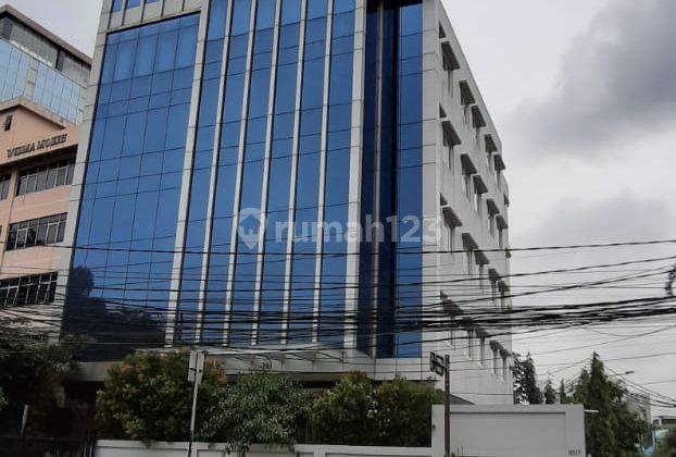 Gedung Kantor Brand New di Jalan Raden Saleh Cikini Ada Basement 1