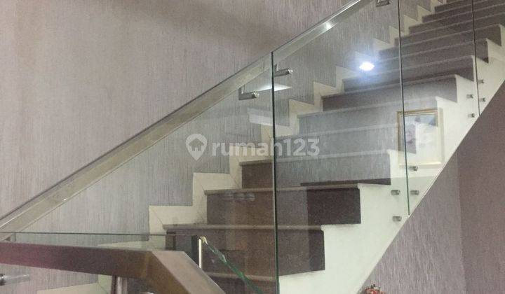 Rumah Ukuran 8x21 3 Lantai di Villa Danau Indah Sunter Kirana 2