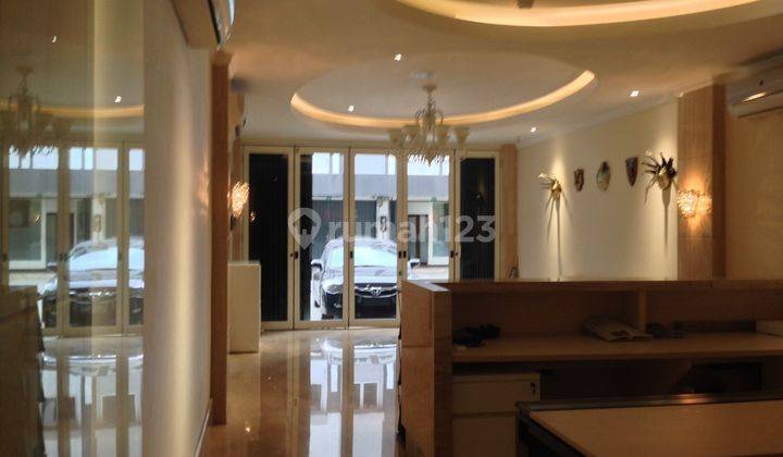 Dijual Ruko di Gading Bukit Indah Marmer Dan Furnished 1