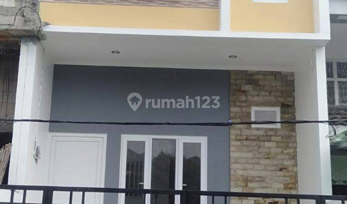 Rumah Brand New Tinggi Dari Jalan di Jln Orange Komplek Walikota 1