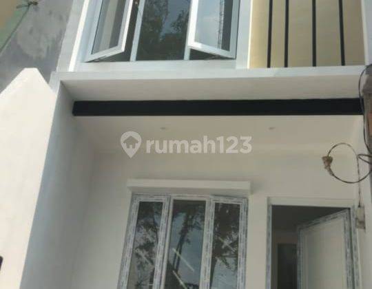 Rumah Gading Griya Residence Brand New Jalan 2 Mobil Depan Taman 2