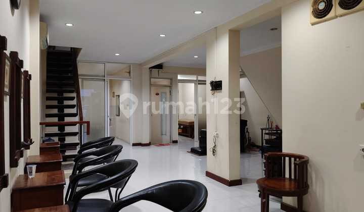 Dijual Rumah Komersial Strategis di Jalan Raya Summagung Kelapa Gading  2