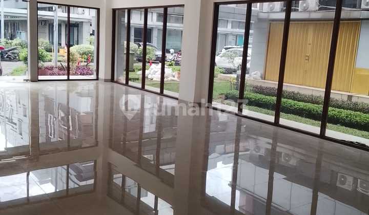 Disewa Rukan Avenue Hoek Hadap Utara di Jakarta Garden City