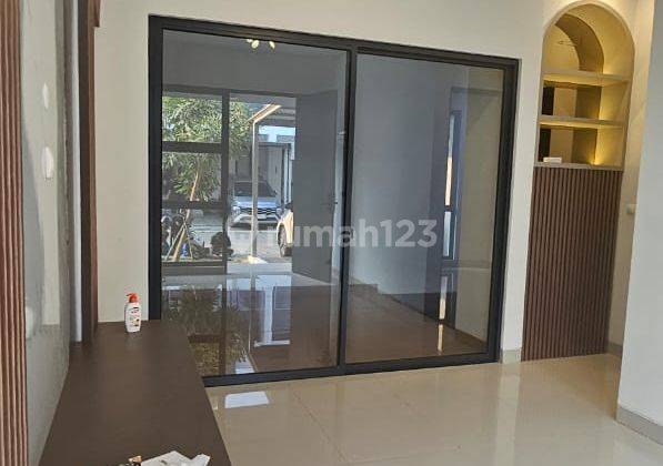 Yuthica Cluster BSD Rumah Cantik Baru semi Furnished 1