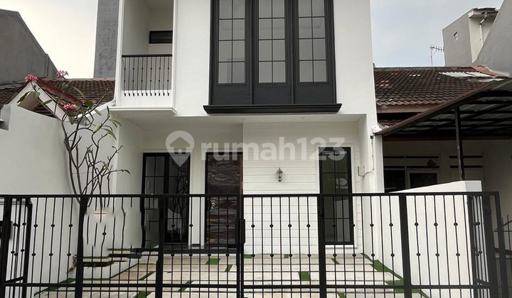 For Sale Very Nice House Griyaloka sector 1.1 2