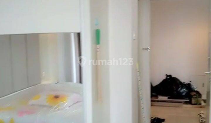 Murah Dijual Apartemen Tanglin Pakuwon Mall - Lantai 3 - Furnished Modern  2