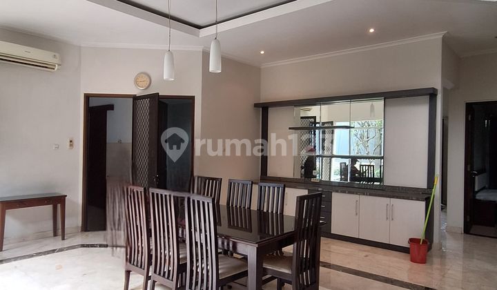 For Rent Private Pool Beautiful Satellite House - Sukomanunggal - West Surabaya - Fully Furnished Near Chofa, Satellite Residential Park, Darmo Harapan. 2