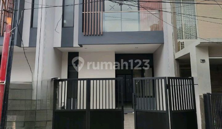 1 Milyar-An Dijual Rumah Baru Mulyosari Utara - Kalisari - Mulyorejo Surabaya Timur Strategis Dekat Kampus Its, Raya Mulyosari, Pakuwon City Mall, Galaxy Mall