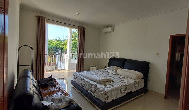 Dijual Rumah Rayan Regency Wiyung  - Luas 316 M2 - Spesial 2 Akses Jalan  Graha Family, Dian Istana Wiyung Surabaya 2