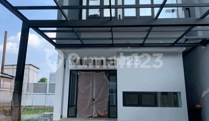 Dijual Rumah Baru Citraland Crystal Golf Surabaya Barat Modern 3 Lantai Siap Huni 1