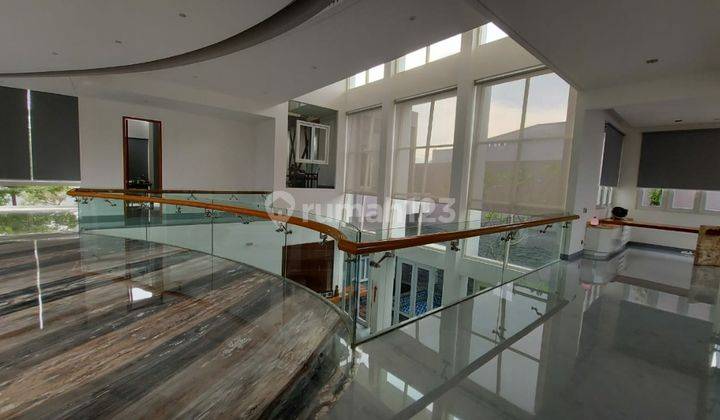 Rumah Graha Famili PRIVATE Kolam Renang + Furnish Modern Mewah 1