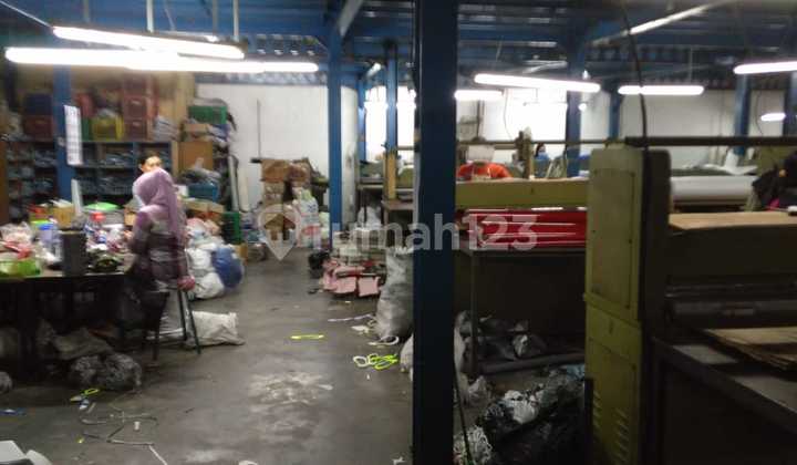 Pabrik Sepatu Dungus Sukodono Sidoarjo - Akses Kontainer 40 Feet 3