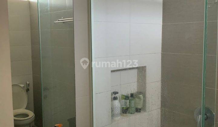 2 M-an Rumah Royal Residence Semi Furnished TerLUAS