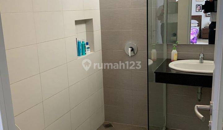 2 M-an Rumah Royal Residence Semi Furnished TerLUAS