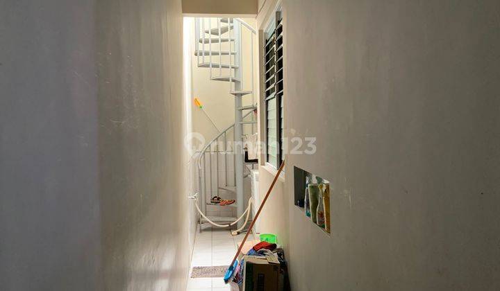 2 M-an Rumah Royal Residence Semi Furnished TerLUAS