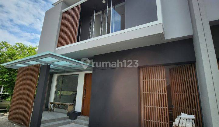 Rumah di Royal Residence Wiyung Surabaya Baru 2 Lantai 1