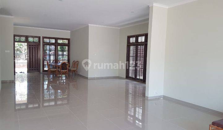 MURAH 11jt-an/m2 Rumah Darmo Harapan - Garasi Carport 8 Mobil Cocok buat Usaha 2