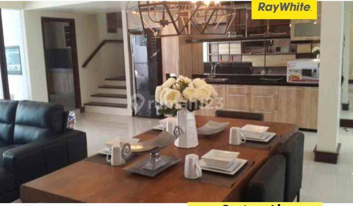Disewakan Rumah Graha Famili Full Furnished CELLINI Melandas - K.Tidur 4+1 , Garasi Carport 2 Mobil 1