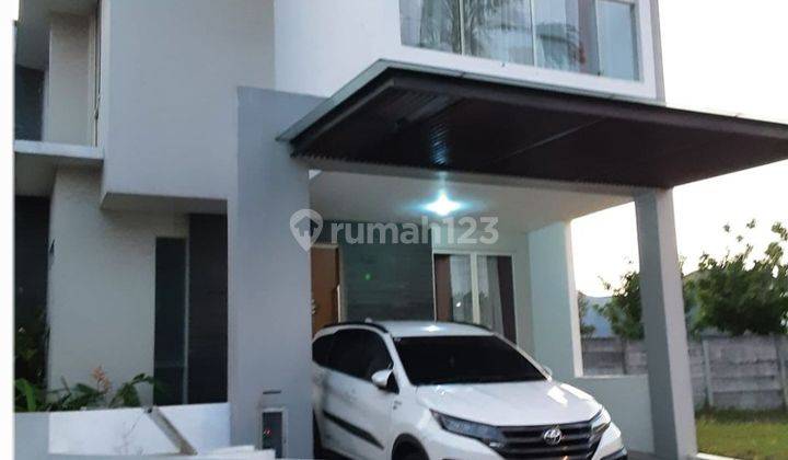 View DANAU Rumah Royal Residence Surabaya SPESIAL 4 Kamar Tidur SEMI Furnished 1