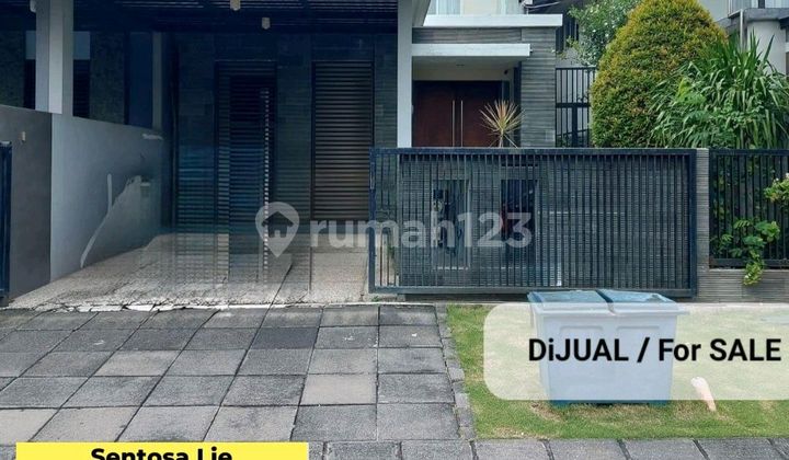 Cheap, Spacious House for Sale in Graha Natura Near G Walk Citraland, Margie School, Cambridge School, Pakuwon Mall, PTC