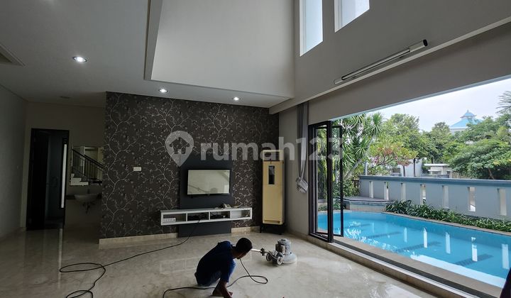Dijual Rumah The Chofa Residence Sukomanunggal - Hunian Mewah Private Pool / Kolam Renang | Full Furnished Surabaya Barat Dekat Isen, Hokky Darmo Harapan, Pasar Modern Puncak Permai, Pakuwon Mall 2