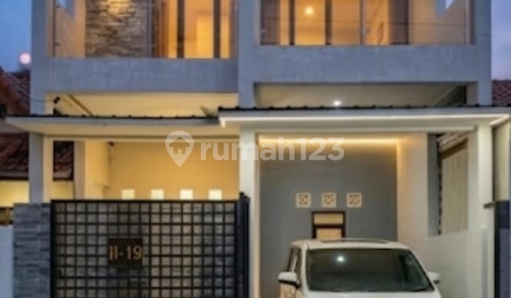 For Sale New House Babatan Pratama Wiyung West Surabaya - New Minimalist Modern 2 Floors Near Taman Pondok Indah, Royal Residence, Babatan Mukti, Pakuwon Mall