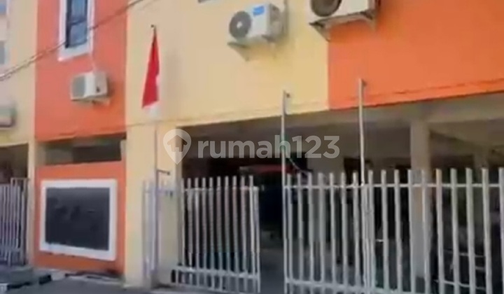 Dijual 478 M2 Rumah Kos Kostan Tenggilis Mejoyo - 30 Kamar Tidur - 3 Lantai - Aktif Operasional Dekat Ubaya, Rs Ubaya, Jemursari, Kendangsari, Merr, Trans Mart Rungkut - Row Jalan 3 Mobil - Surat SHM