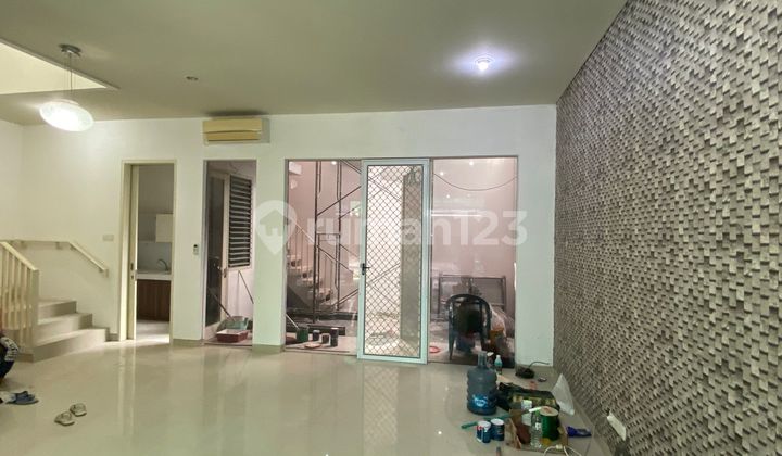 Murah Luas Rumah Wisata Bukit Mas 2 Du Lyon Dekat Citraland, Pakuwon Indah, Graha Family, Royal Residence 2