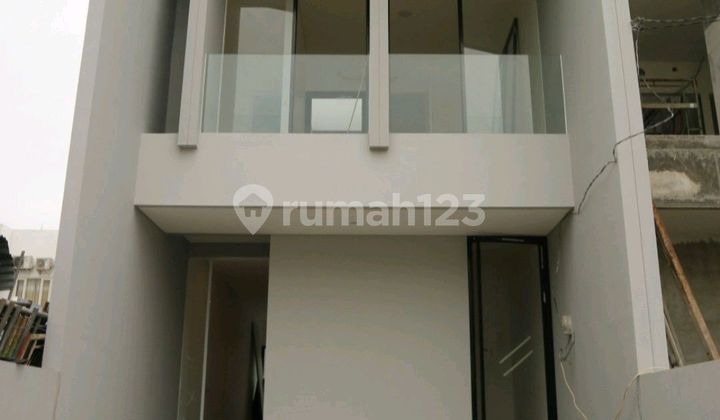 Rumah Graha Green Garden -area Dian Istana Wiyung Surabaya Dekat Graha Family, Royal Residence, Citraland Rumah Graha Green Garden -area Dian Istana Wiyung Surabaya Dekat Graha Family, Royal Residence, Citraland