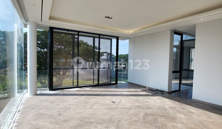 Dijual Rumah Baru Waterfront Citraland Surabaya Special Garasi Carport Masuk 6 Mobil - Private Pool - Private Lift Optional Dekat Uc, Hokky Buah, Ciputra Hospital, Pakuwon Mall 2