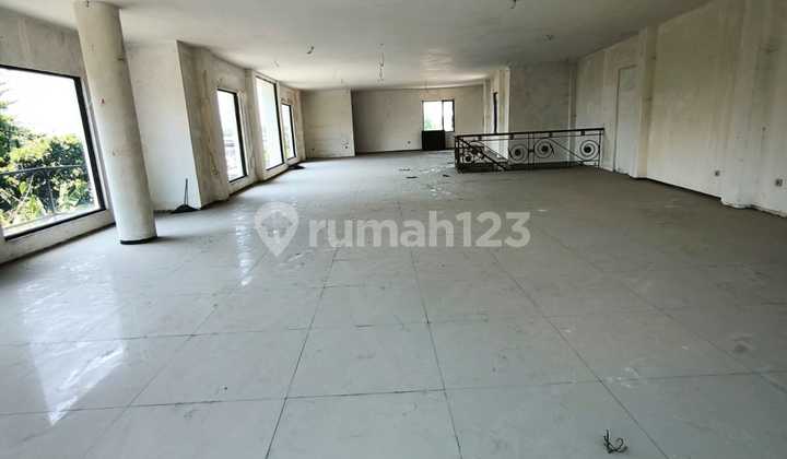 For Sale 280 M2 Gedung Raya Mayjen Sungkono - West Surabaya - Zero Twin Main Road - Lift Available - Spacious Foyer - Suitable for All Types of Businesses 2