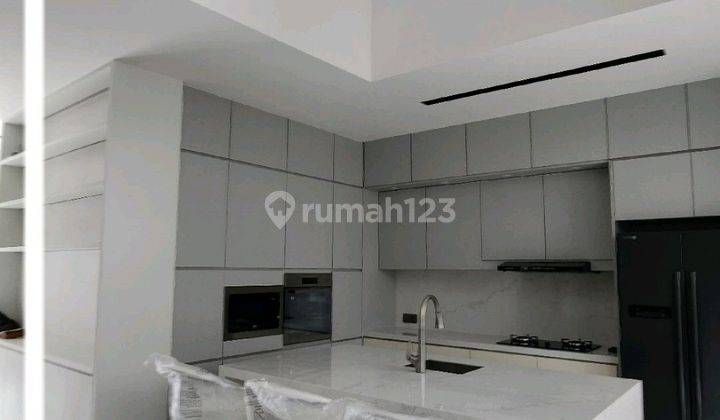 Rp. 7 M-an Rumah Baru Graha Family - Graha Famili Area Pakuwon Indah, Citraland, Dian Istana Residence , Royal Residence 1