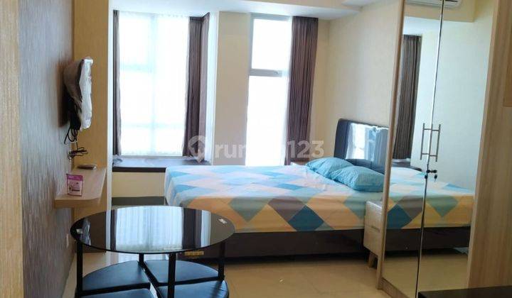 Disewakan Apartemen Anderson Pakuwon Mall Tipe STUDIO Full Furnished- Hadap Utara -  View Kota  1