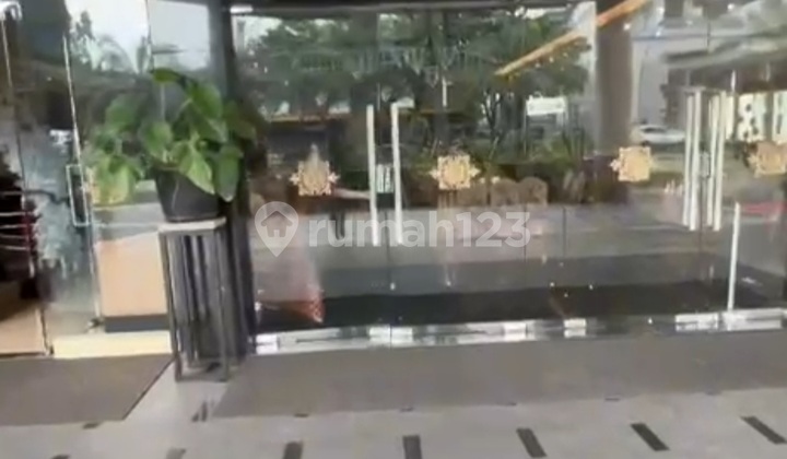 Dijual / Disewakan 2174 M2 Gedung Sidoarjo Kota Jl. Kahuripan Nirwana - Entalsewu Buduran Sidoarjo - Nol Jalan Raya Kembar Komersial Area - Parkiran Mobil Luas - Kapasitas Ballroom 1000 Orang - Full Furnished - 4 Unit Lift - Elektronik - Cocok Buat Segala