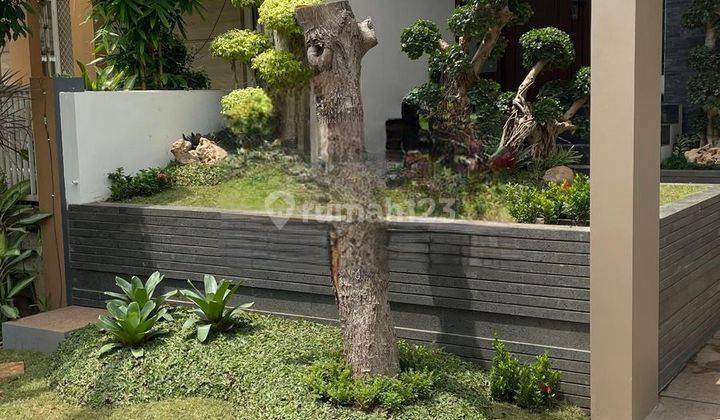 Dijual Rumah Baru East Emerald Mansion Citraland Lokasi Dekat Gwalk, Pakuwon Mall 2