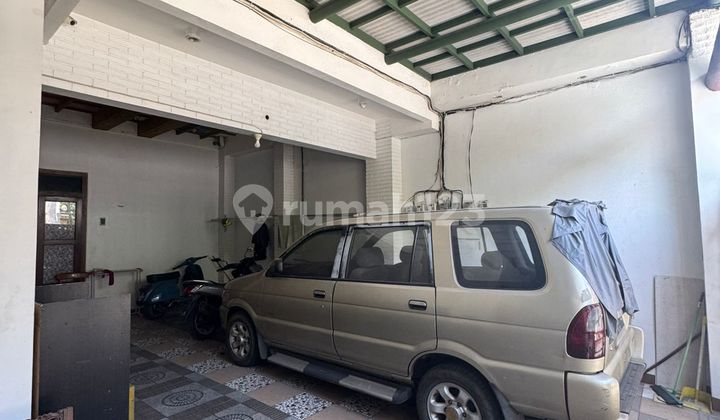 For Sale: Boarding House - Dukuh Kupang, West Surabaya - Active Operation - HGB Title
