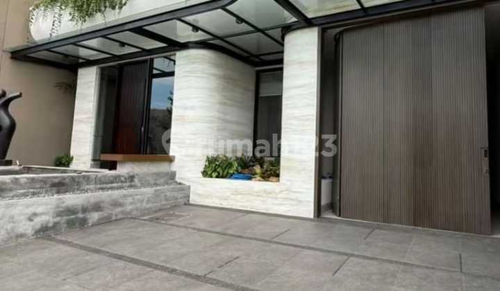 For Sale New Graha Family Home - Graha Famili Fully Furnished with Private Lift Unit - Move-In Ready - Close to Pakuwon Mall, Petra 1 High School, Citraland, Dian Istana, Bukit Darmo Golf, National Hospital 2