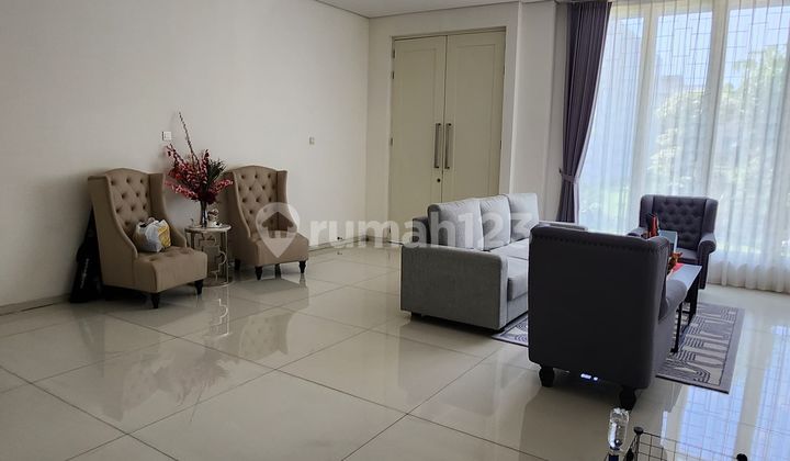 Dijual Rumah Pakuwon Indah Surabaya Full Furnish Dekat Graha Family, Citraland , Pakuwon Mall 2