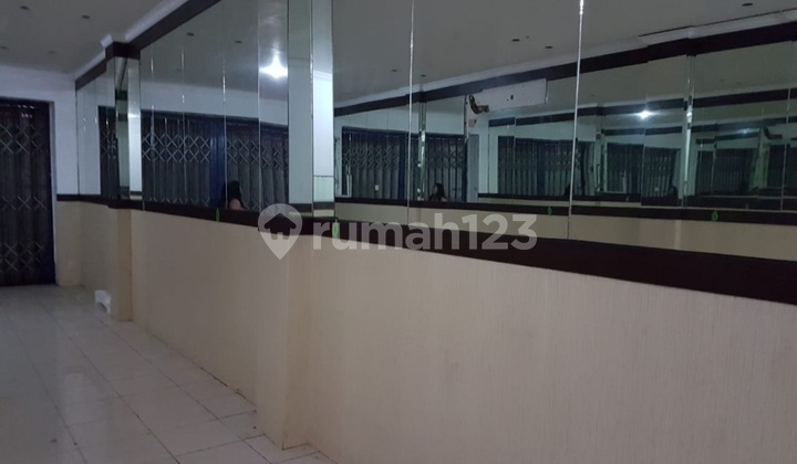 Murah Disewakan Ruko Darmo Baru Barat - Darmo Permai - Surabaya Barat- Nol Jalan - Parkiran Mobil Luas 2