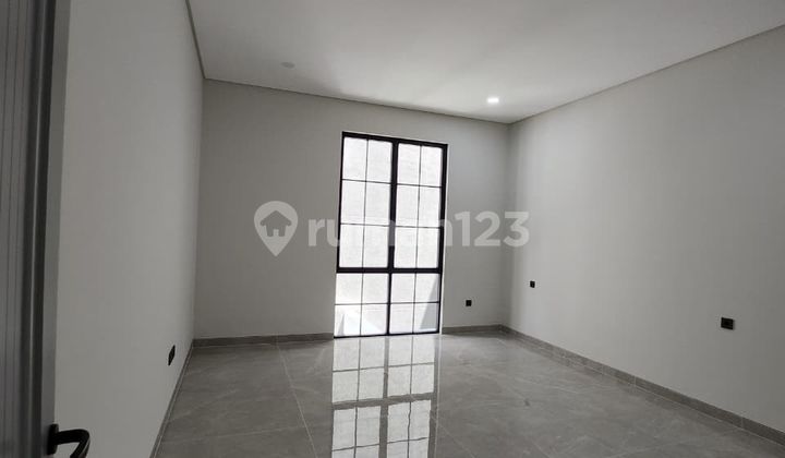 Rumah Mewah Baru Gress Waterfront Citraland  2