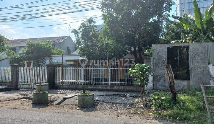 Rumah 1 Lantai di Surabaya Pusat dekat Pusat Perkantoran dan Perbelanjaan 3