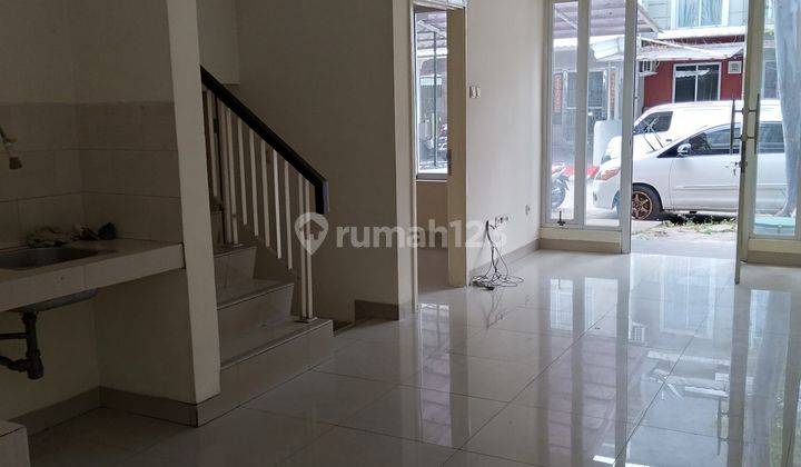 Disewakan Langka Rumah 6x15 Golflake Residence, Cengkareng, Jakarta Barat Rumah di Gerbang, Perumahan Golf Lake, Jl. Lingkar Luar Barat, Cengkareng Timur, Cengkareng, Kota Jakarta Barat, DKI Jakarta, Indonesia, 11730, Cengkareng 1