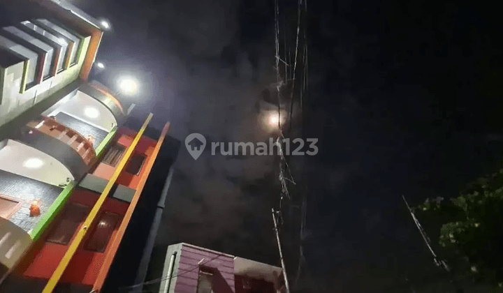 Rumah Kost Cempaka Putih Akses Jalan 2 Mobil Longgar 2