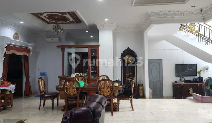 Premium Luxury House in Pulogebang, East Jakarta 2