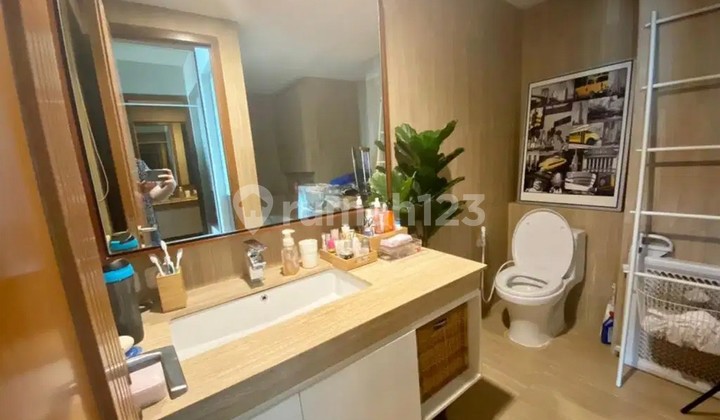 Infinity Tower Apartment 2Br 113Mtr Private Lift Lippo Kemang Village 2