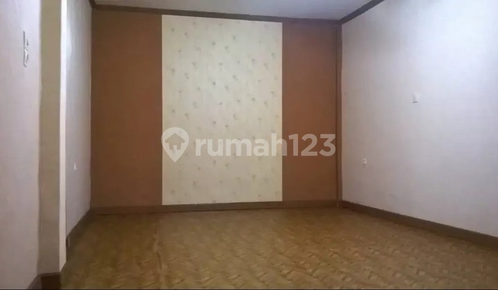 Calculate Land for House Complex in Tebet Near Gelael Security with 2 Car Garage 2