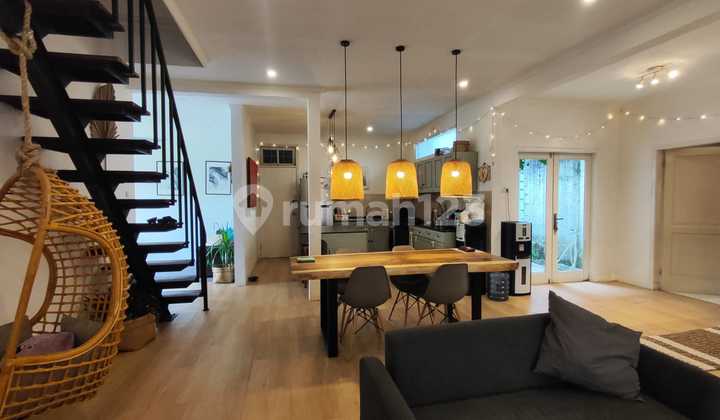 Rumah Villa Cipinang Indah Ada Pool Nego Sampai Jadi 2