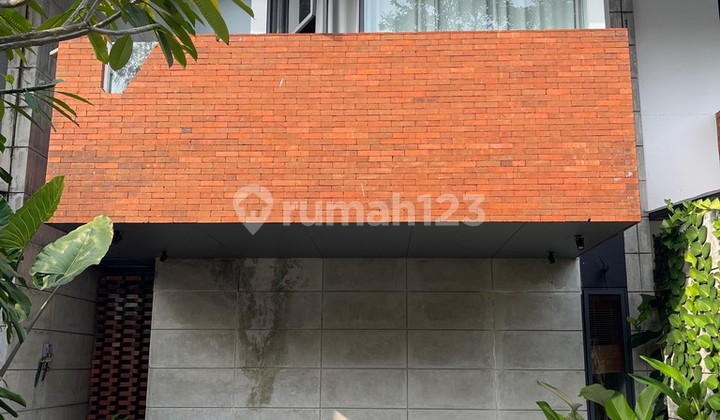 Rumah Cantik 10X8mtr Siap Huni 2 Lantai Ciganjur Jagakarsa 2