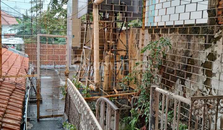 Rumah Hitung Tanah Posisi Hoek LT 325 Cipinang Elok Dekat Rawamangun 2